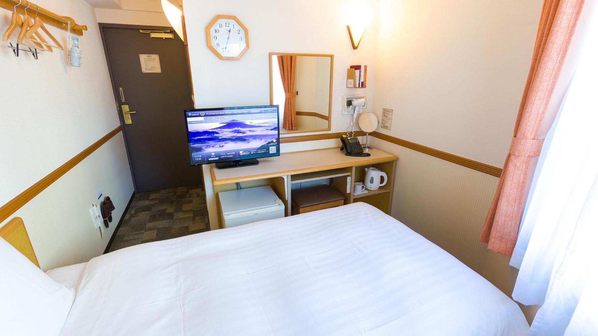 Toyoko Inn Okayama Eki Nishi Guchi Hiroba Rom bilde