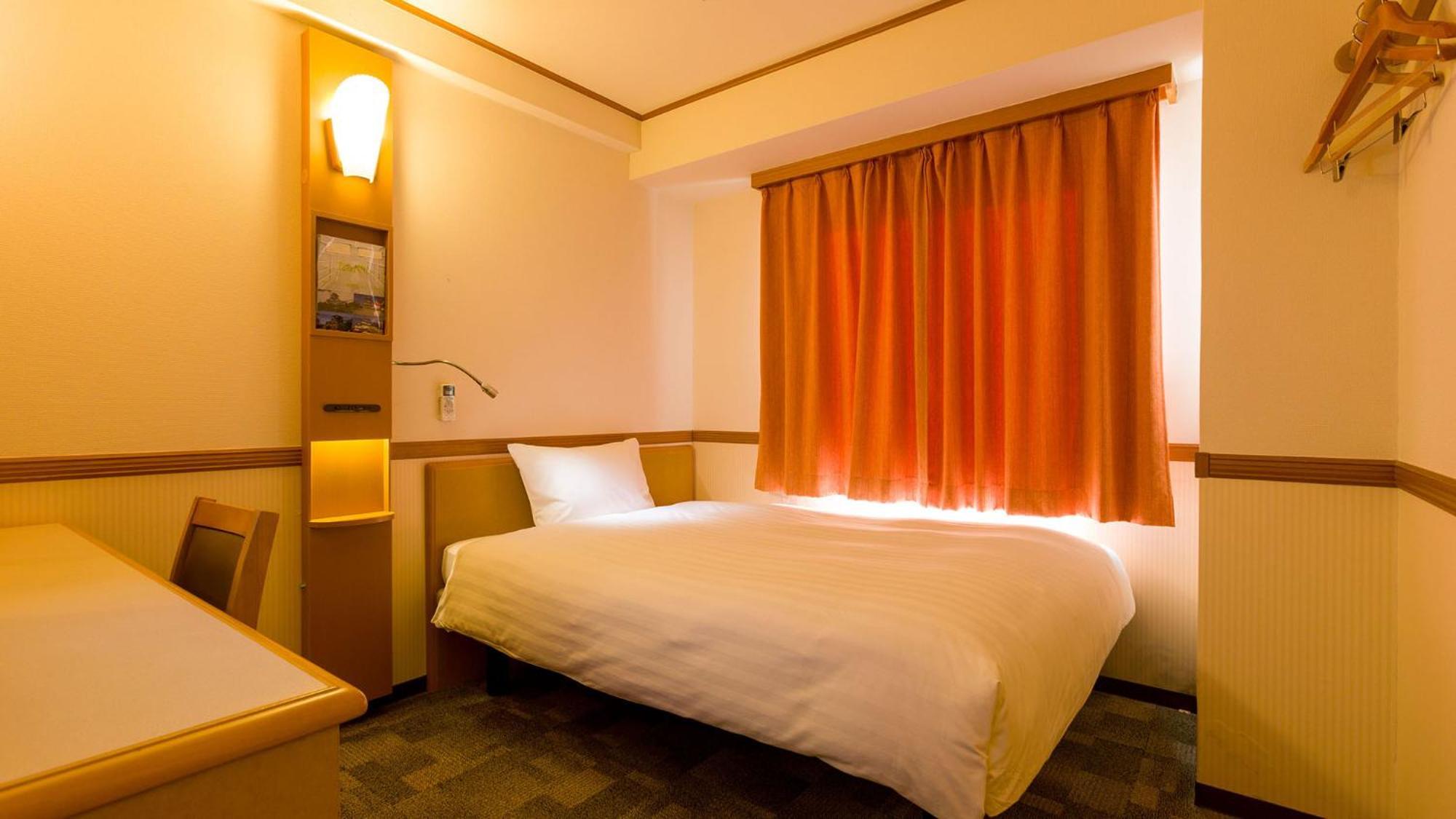 Toyoko Inn Okayama Eki Nishi Guchi Hiroba Rom bilde